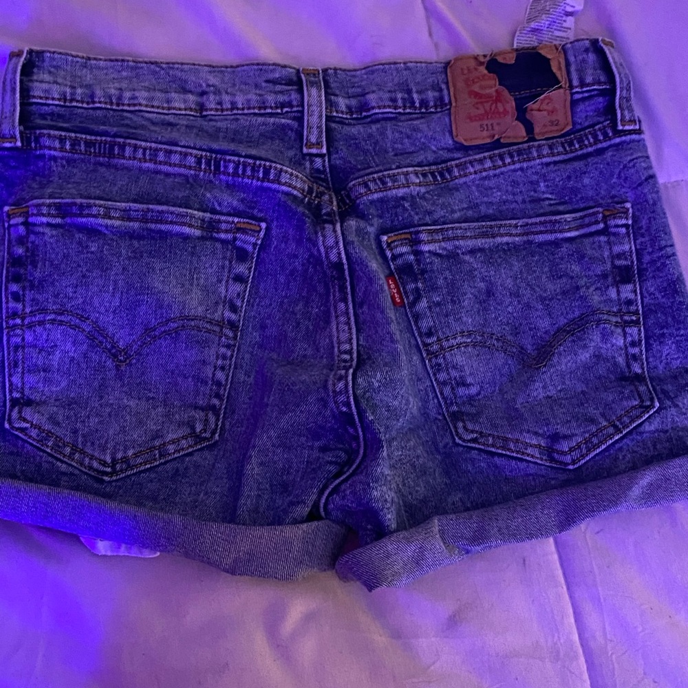Levi’s shorts